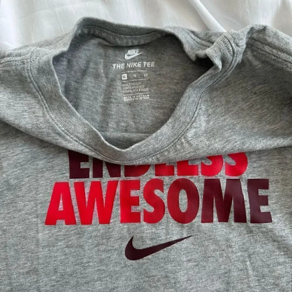 Nike boys long sleeve T-shirt size XL